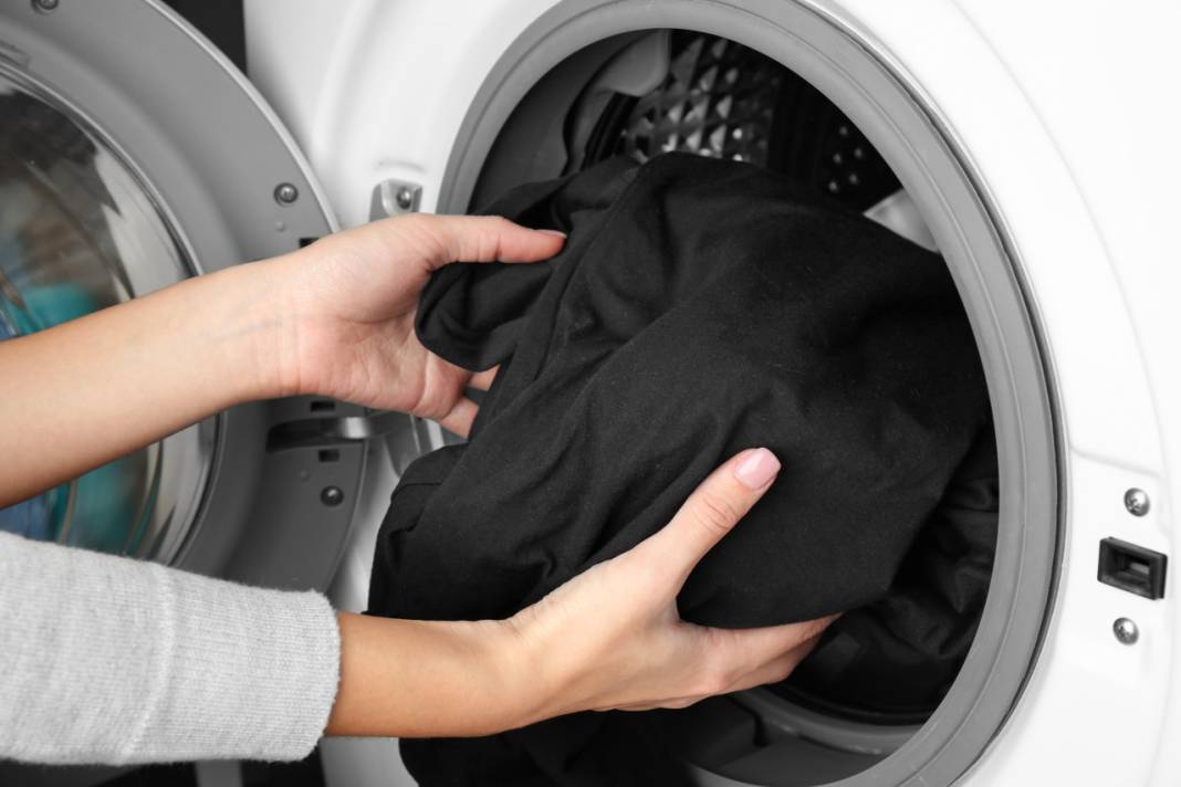 Çamaşır makinesini gıcır gıcır yapıyor, 1 yemek kaşığı eklediğinizde kötü kokudan eser kalmıyor... 6