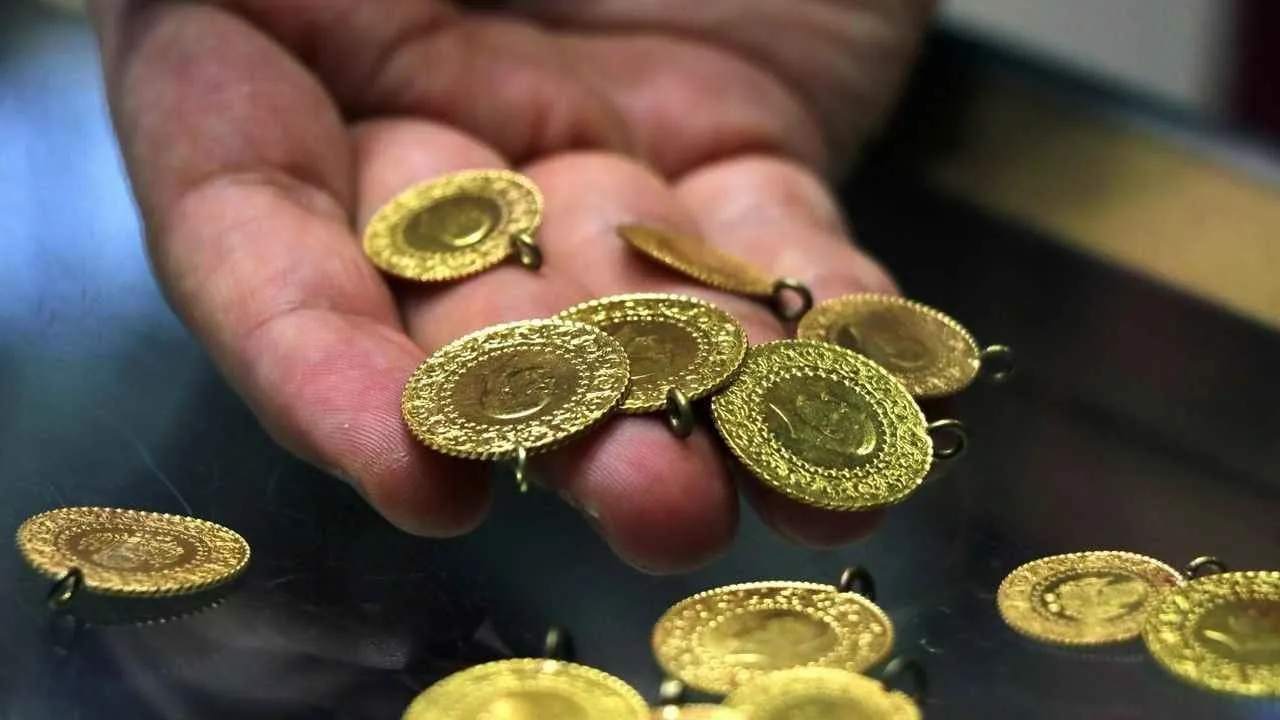 Bitlis'te altın fiyatları güne rekorla başladı! Gram altın 1.900 seviyesine geldi… 29 Kasım güncel altın fiyatları
